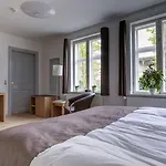 Brodremenighedens Hotel, Bw Signature Collection מלון קריסטיאנפלד