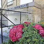Brodremenighedens Hotel, Bw Signature Collection 3*