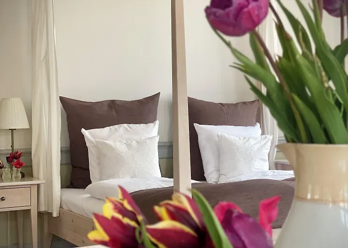 Brodremenighedens Hotel, Bw Signature Collection 3*