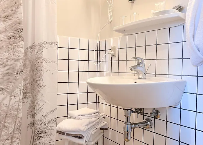 Brodremenighedens Hotel, Bw Signature Collection 3*