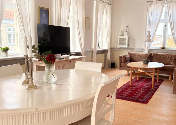 Brodremenighedens Hotel, Bw Signature Collection 3*